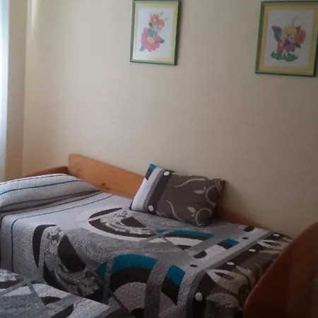 Holiday شقة نوخا